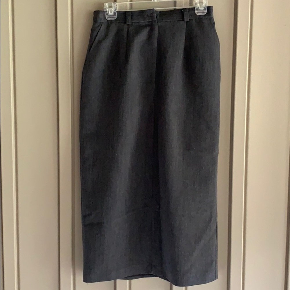 Requirements Long Gray Skirt size 6